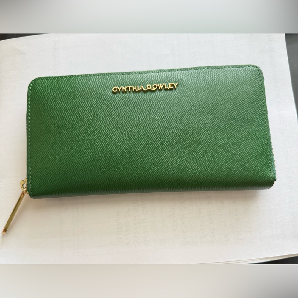 Gorgeous Cynthia Rowley Green Wallet - New Without Tags!